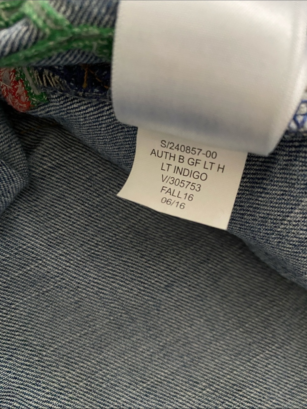 GAP Embroidered/Patched Best Girlfriend Jeans. 30R. - Picture 5 of 12